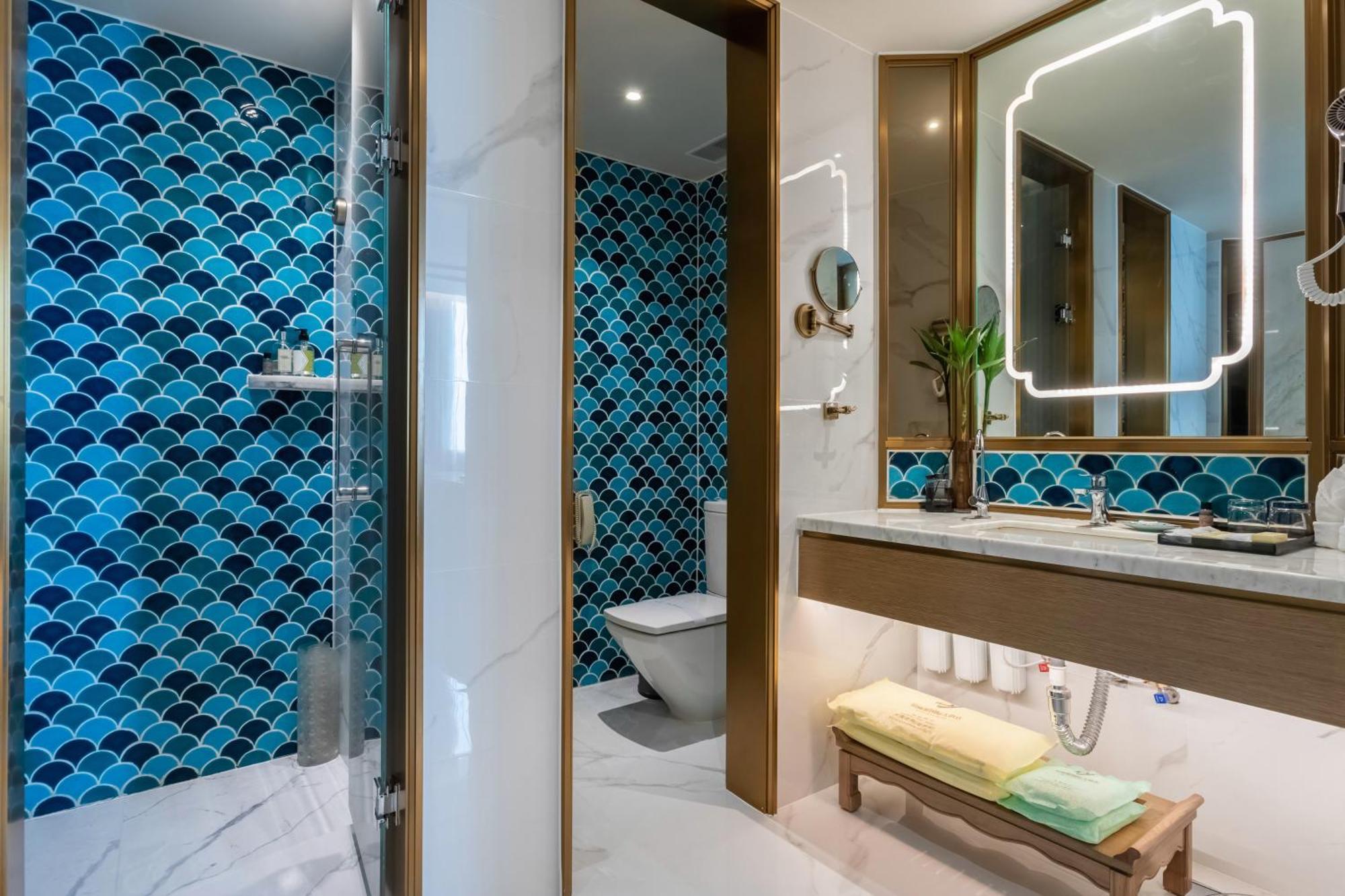 Bliss International Hotel Weihai Exterior photo