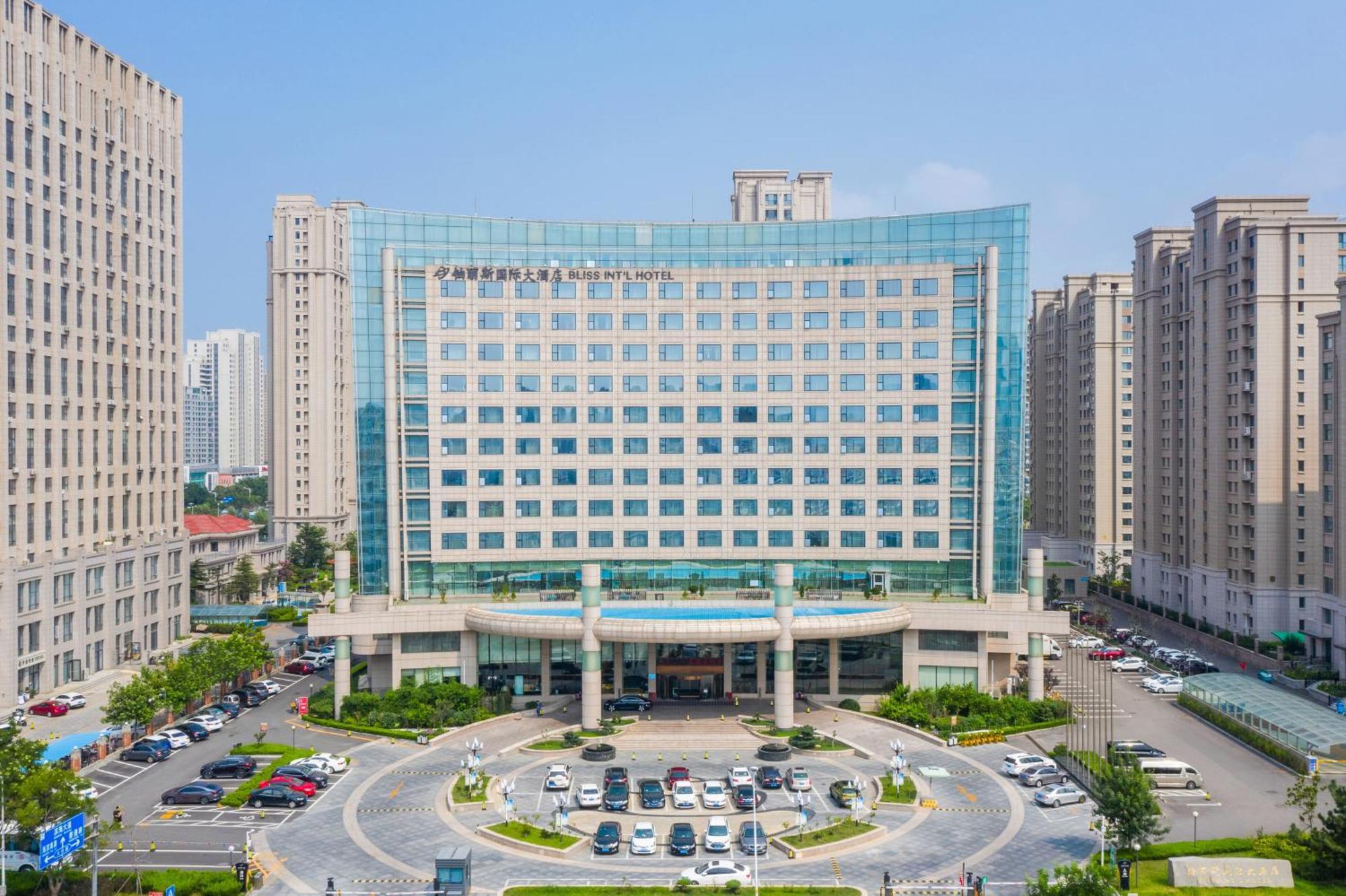 Bliss International Hotel Weihai Exterior photo